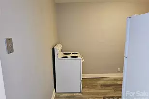 3110 Capitol Dr, Charlotte, NC 28208 - Photo 14