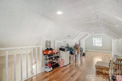 409 W Norment Avenue, Gastonia, NC 28052 - Photo 2
