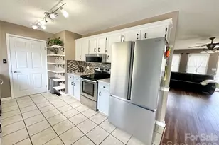 238 Dogwood Acres Ln, Taylorsville, NC 28681 - Photo 6