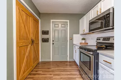 1512 Hollythorne Drive, Rock Hill, SC 29732 - Photo 10