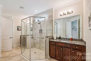 10400 Superb Ln, Charlotte, NC 28215 - Photo 32