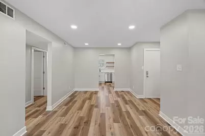 3021 Heathstead Place #B, Charlotte, NC 28210 - Photo 4