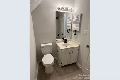 5637 Hedgecrest Place, Charlotte, NC 28269 - Photo 28