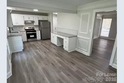 5637 Hedgecrest Place, Charlotte, NC 28269 - Photo 12