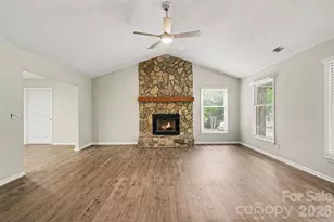 9060 Tulagi Ct, Tega Cay, SC 29708 - Photo 6