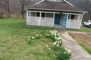 3490 US 70 Hwy E, Marion, NC 28752 - Photo 2