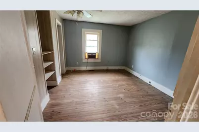 3490 US 70 Highway E, Marion, NC 28752 - Photo 10