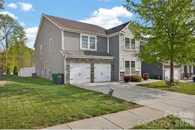 10012 Michael Crossing Drive, Charlotte, NC 28213 - Photo 2