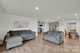 1212 Roundhill Ct, Monroe, NC 28110 - Photo 6