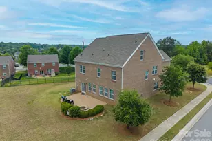 2617 Kinmere Dr, Gastonia, NC 28056 - Photo 4