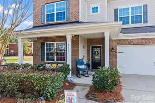 2617 Kinmere Dr, Gastonia, NC 28056 - Photo 2