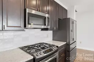 701 Royal Ct, Charlotte, NC 28202 - Photo 4