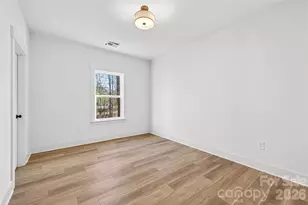 4203 Eagle Chase Dr, Charlotte, NC 28216 - Photo 16