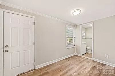 4726 Holbrook Drive, Charlotte, NC 28212 - Photo 8