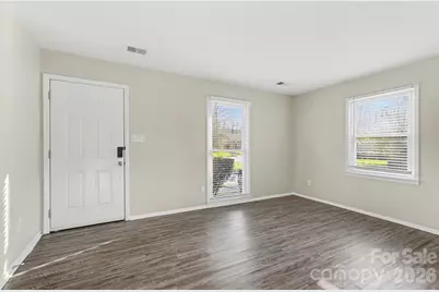 5212 Barrington Drive, Charlotte, NC 28215 - Photo 6