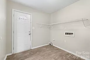 5212 Barrington Dr, Charlotte, NC 28215 - Photo 8