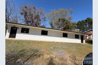 904 8th Avenue SW, Conover, NC 28613 - Photo 8