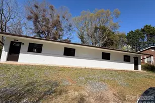 904 8th Ave SW, Conover, NC 28613 - Photo 8