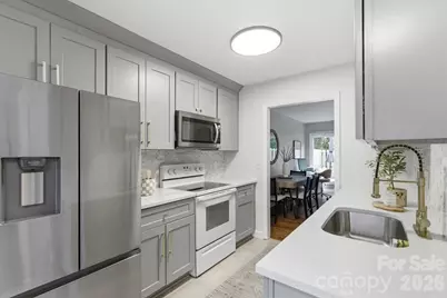 2705 New Hamlin Way, Charlotte, NC 28210 - Photo 4