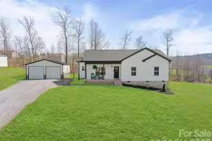 163 4 Andrews Dr, Harmony, NC 28634 - Photo 1