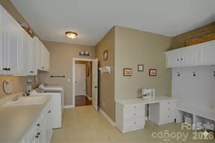 13017 Avila Ct, Charlotte, NC 28278 - Photo 24