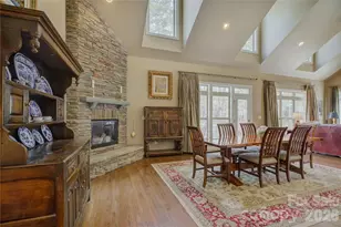 13017 Avila Ct, Charlotte, NC 28278 - Photo 16