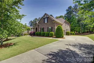 13017 Avila Ct, Charlotte, NC 28278 - Photo 4