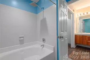 9205 Ravenwing Dr, Charlotte, NC 28262 - Photo 14