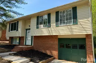 9524 & 9525 Robert Burns Ct, Charlotte, NC 28213 - Photo 16