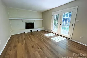 9524 & 9525 Robert Burns Ct, Charlotte, NC 28213 - Photo 6