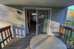 1018 Farmfield Ln, Charlotte, NC 28213 - Photo 12