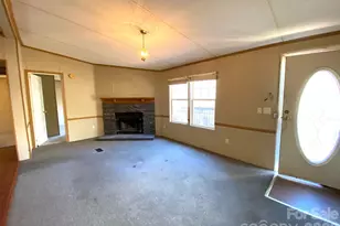 16 Molly Ln, Candler, NC 28715 - Photo 6