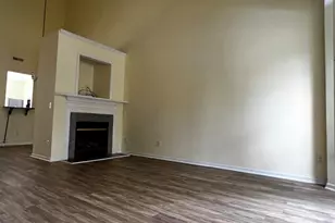 9247 Cranfield Ln, Charlotte, NC 28277 - Photo 2