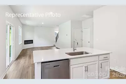 600 17th Avenue Drive NE, Hickory, NC 28601 - Photo 10