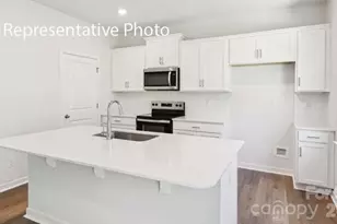 600 17th Ave Dr NE, Hickory, NC 28601 - Photo 8