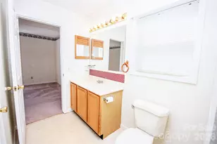 311 Fletcher Rd, Union Grove, NC 28689 - Photo 28