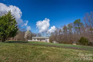 311 Fletcher Rd, Union Grove, NC 28689 - Photo 16
