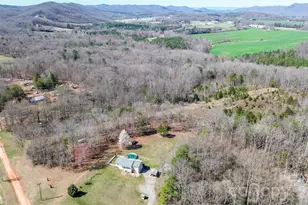 311 Fletcher Rd, Union Grove, NC 28689 - Photo 8