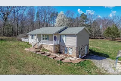 311 Fletcher Road, Union Grove, NC 28689 - Photo 4