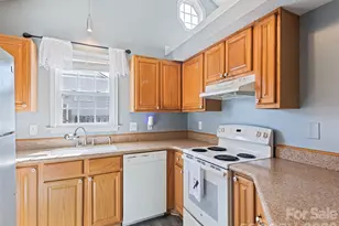 922 Woodhill Dr, Fletcher, NC 28732 - Photo 14