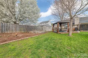 922 Woodhill Dr, Fletcher, NC 28732 - Photo 6