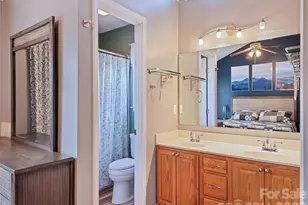 922 Woodhill Dr, Fletcher, NC 28732 - Photo 18