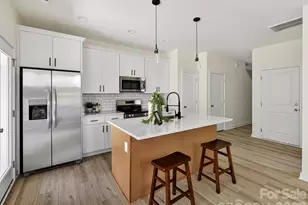 651 Stillgreen Ln, Charlotte, NC 28214 - Photo 4