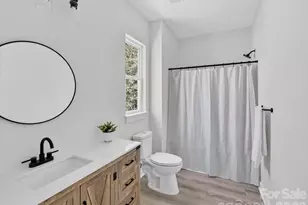 651 Stillgreen Ln, Charlotte, NC 28214 - Photo 22