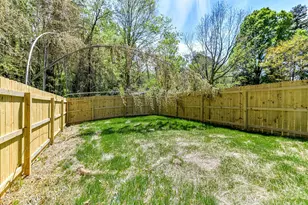 651 Stillgreen Ln, Charlotte, NC 28214 - Photo 6