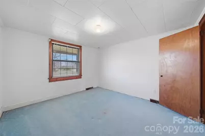 2421 35th Street Court NE, Hickory, NC 28601 - Photo 16