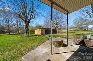 2421 35th St Ct NE, Hickory, NC 28601 - Photo 28