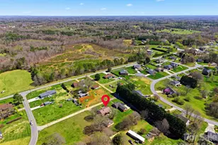 2421 35th St Ct NE, Hickory, NC 28601 - Photo 30