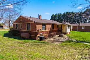 2421 35th St Ct NE, Hickory, NC 28601 - Photo 24