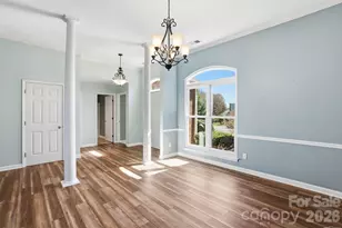 9332 Broken Pine Ln, Charlotte, NC 28269 - Photo 8